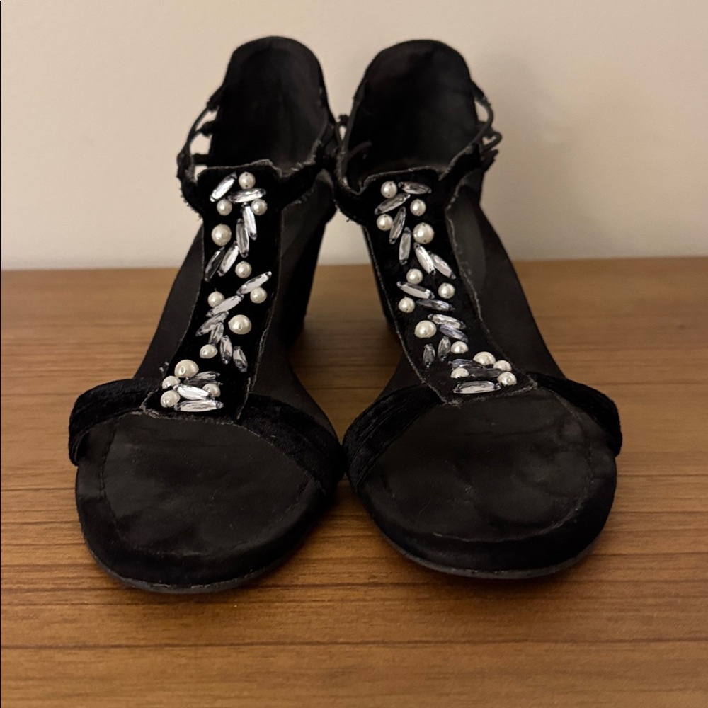 New York Transit Brighter Thought Black Velvet Wedge Sandals w/ Accents Size 8.5